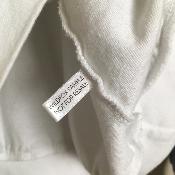 SOLD🤙🏼WILDFOX✨Sweatshirt - Picture 6 of 8